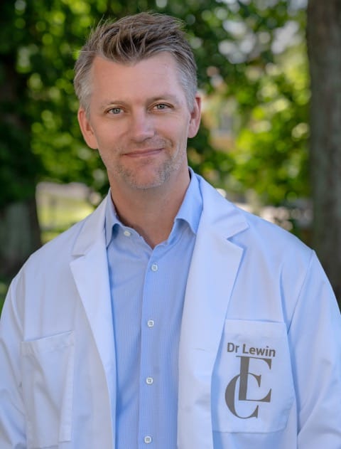 Dr Richard Lewin