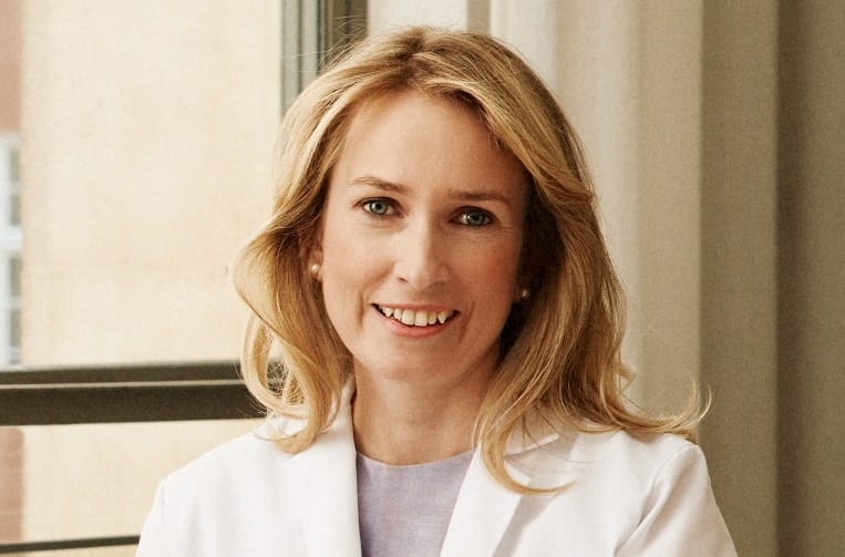 Intervju med Dr Anna von Platen från Estetiska Institutet om bröstimplantatsbyte